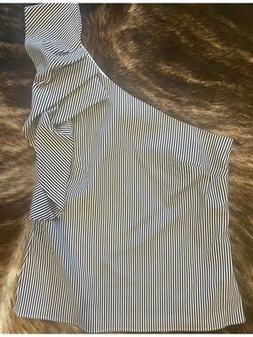 Banana Republic Black/White Striped One Shoulder Cotton Blouse NWOT Size 14.
